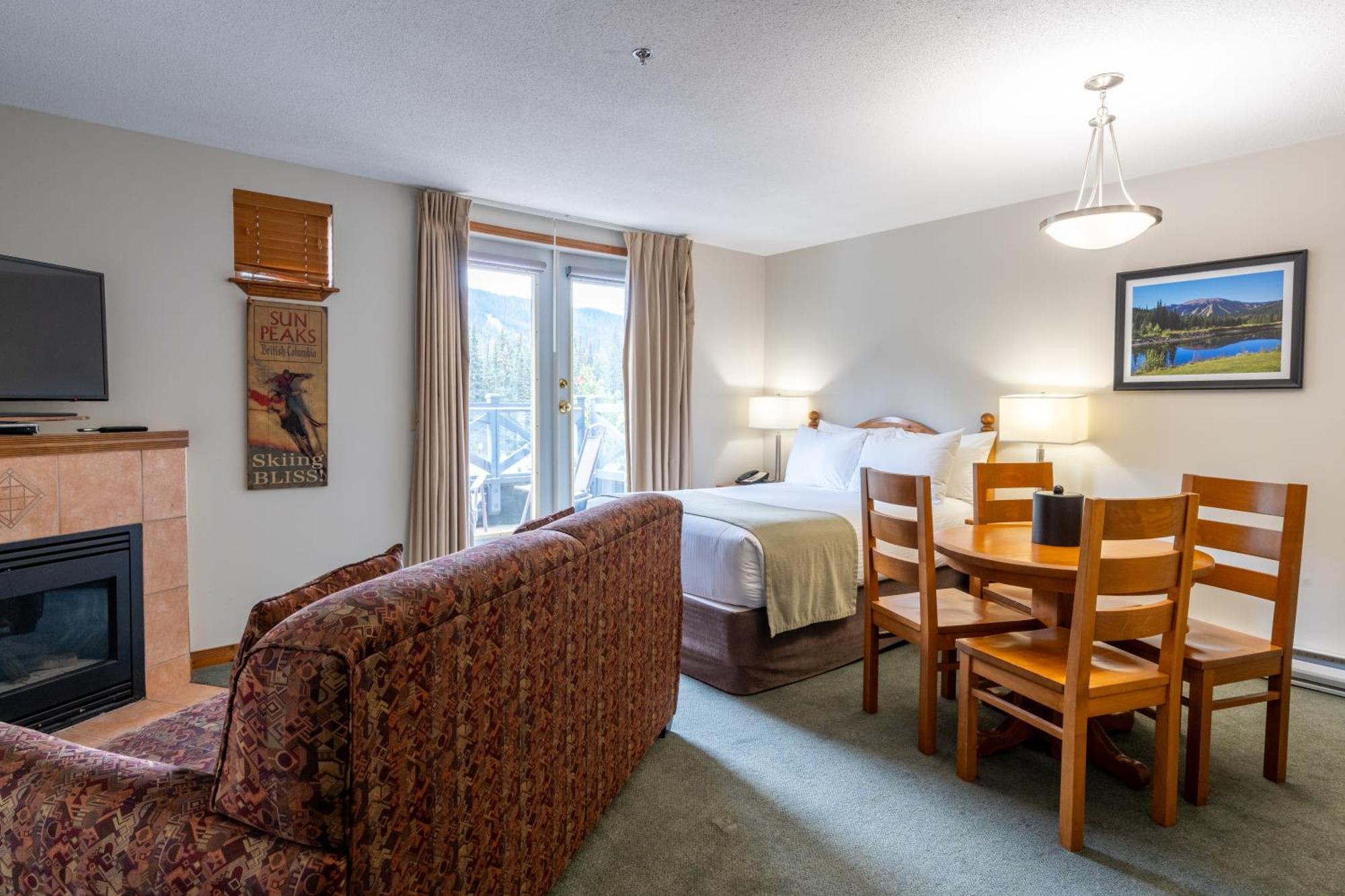 Sundance Lodge Sun Peaks Eksteriør billede