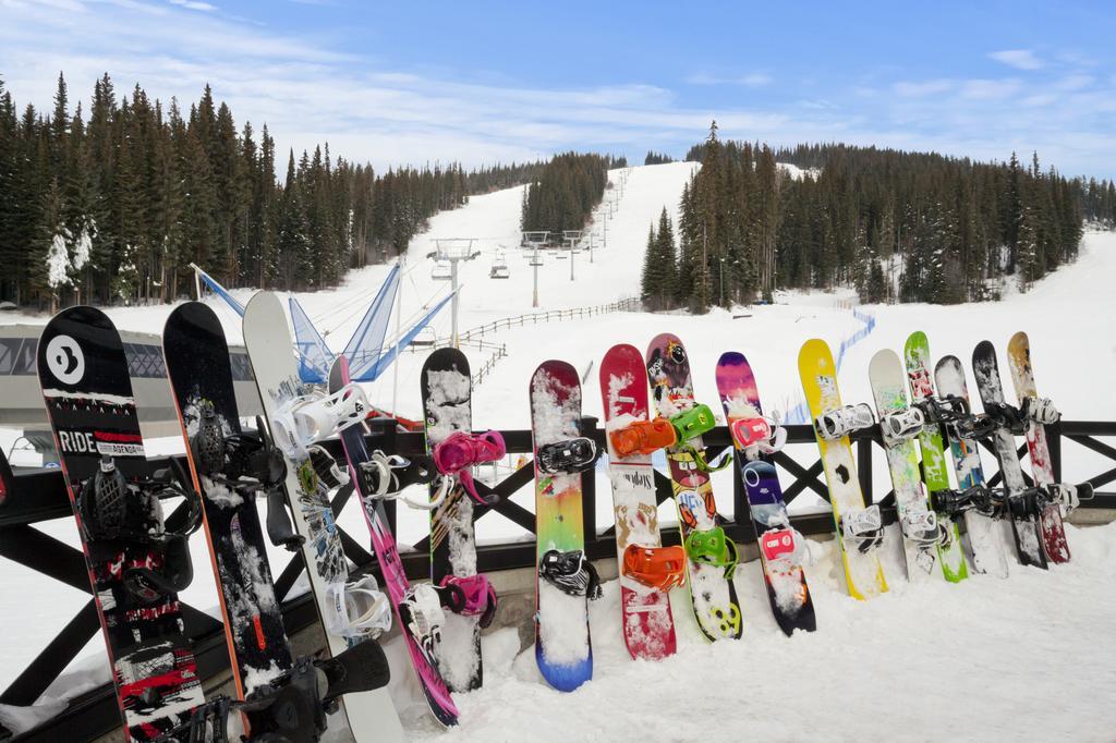 Sundance Lodge Sun Peaks Eksteriør billede